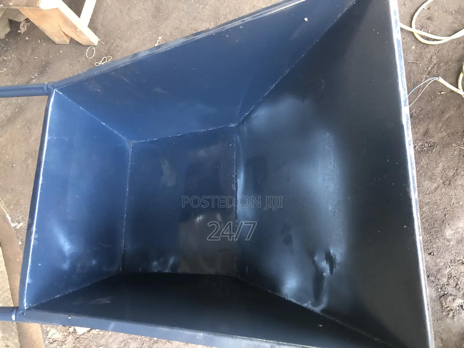 Heavy Duty Local Wheel Barrow