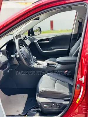 Toyota RAV4 Limited FWD 2019 Red