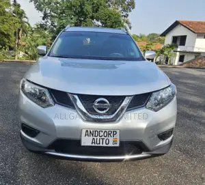 Nissan Rogue S 4dr SUV (2.5L 4cyl CVT) 2015 Gray