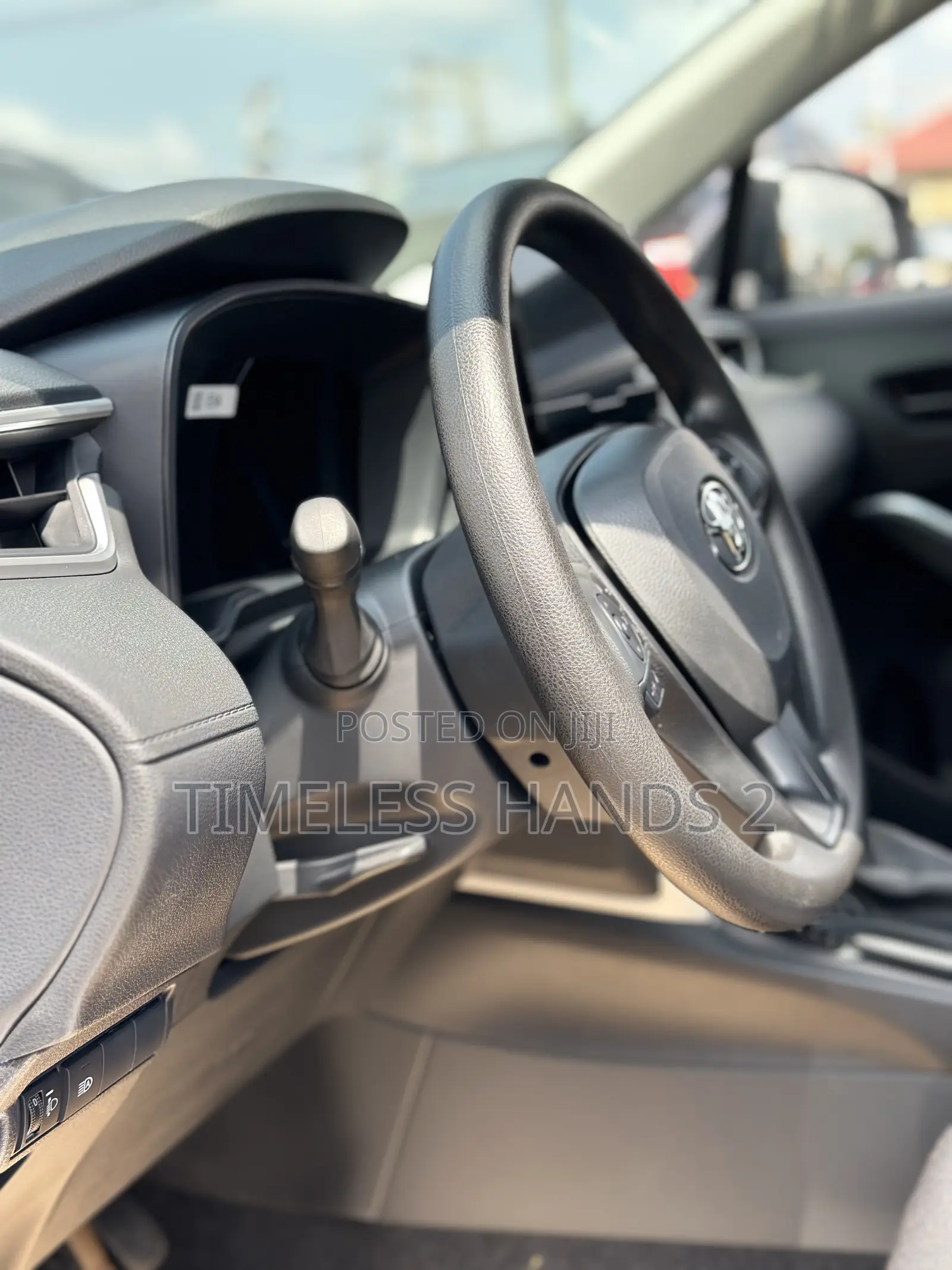New Toyota Corolla Cross 2025 Silver