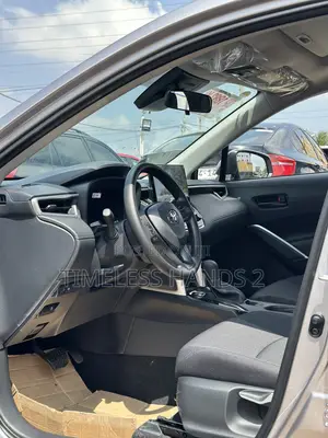 New Toyota Corolla Cross 2025 Silver