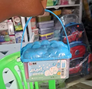Play Dough With Nice Container and Moulding Things