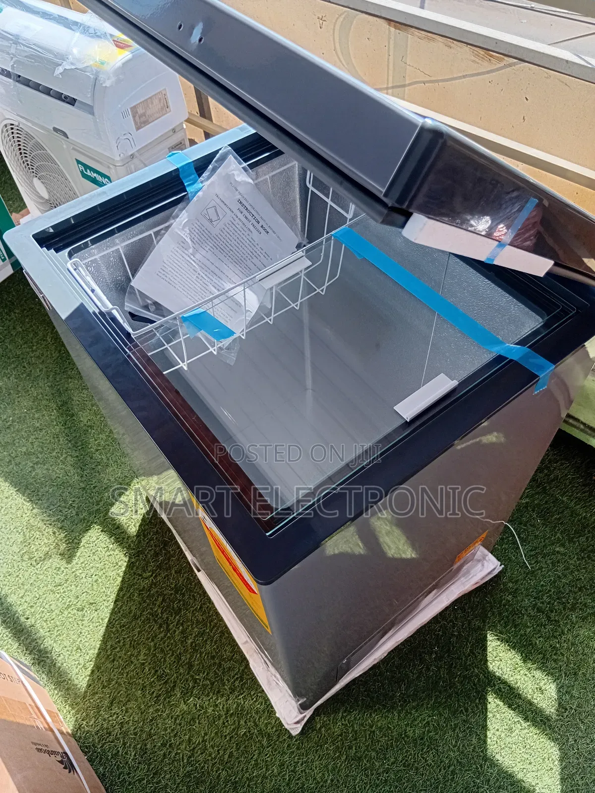 Goldstar Tiny Frost Delight Freezer