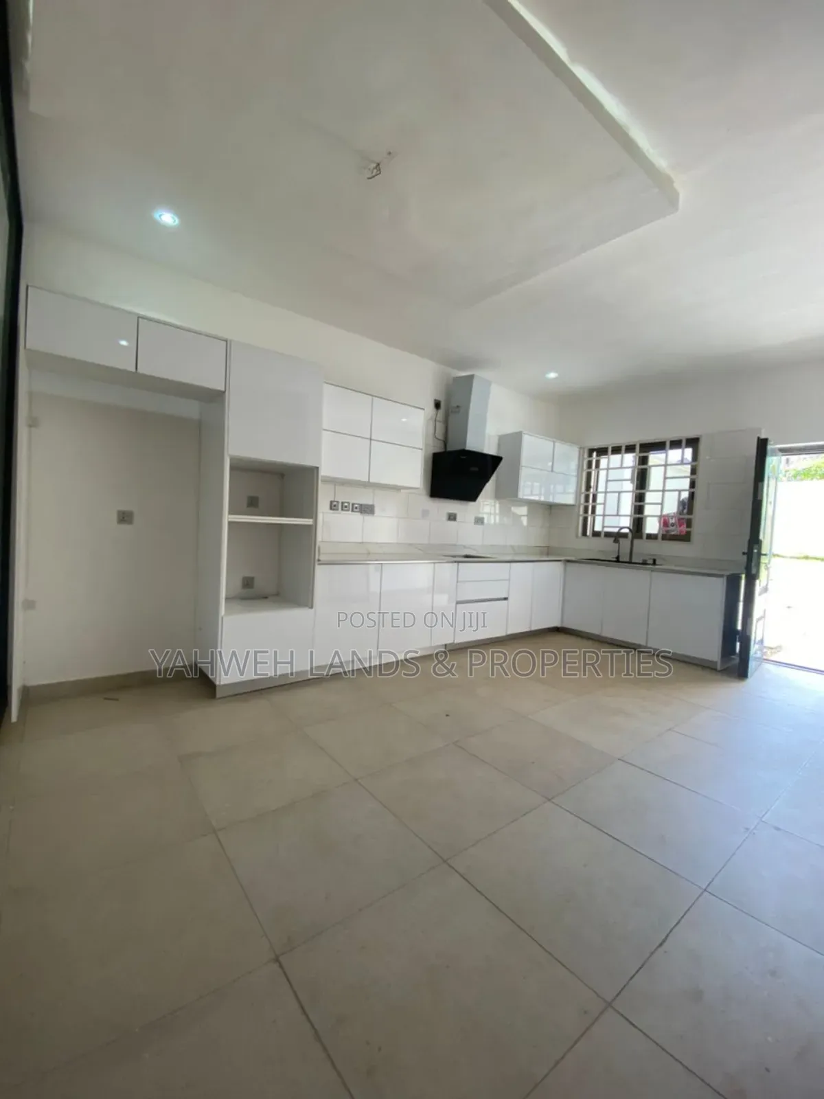 4bdrm House in Kasoa for sale