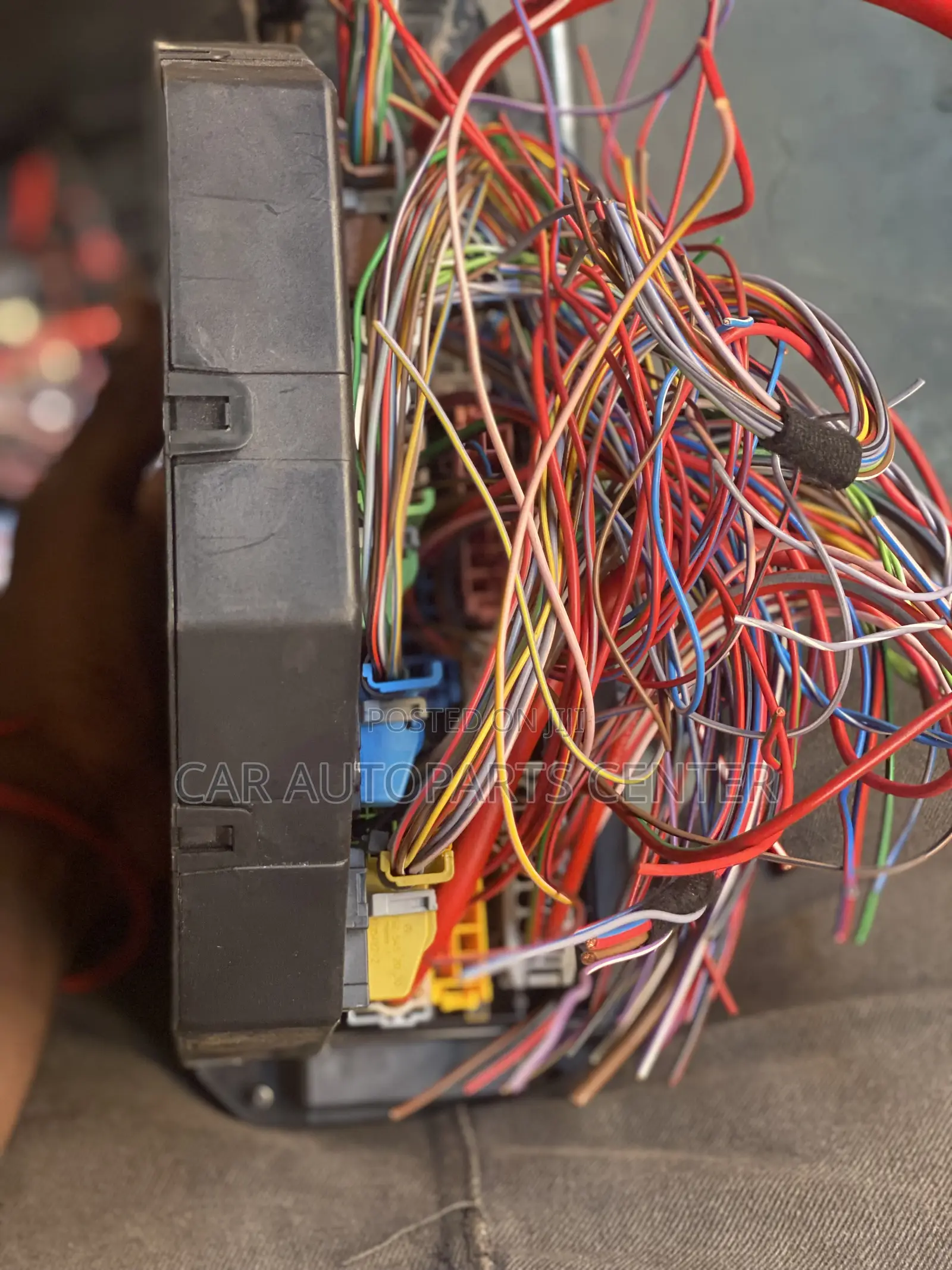 Mercedes Benz 204 Front Fusebox Sum