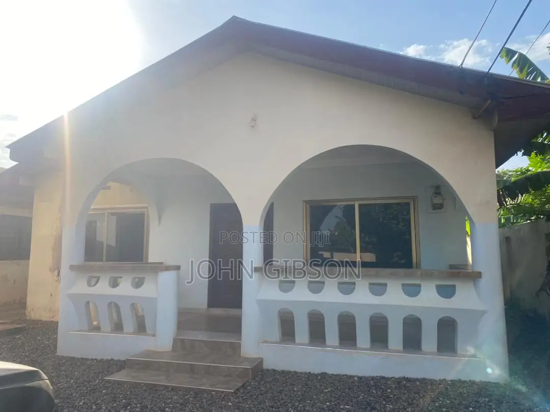 3bdrm Apartment in John Gibson, Frafraha for rent