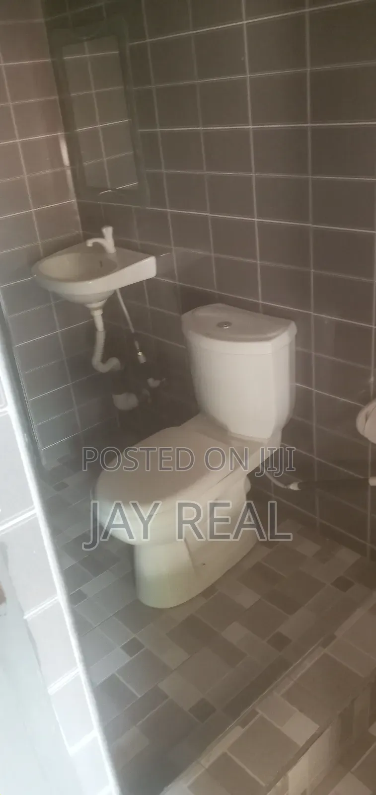 1bdrm Apartment in Jay Realestate, Awutu Senya East Municipal for rent