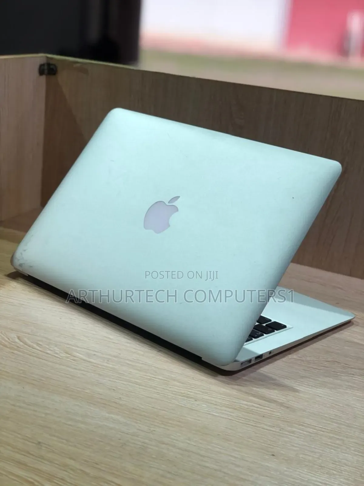 Laptop Apple MacBook Air 2017 8GB Intel Core I5 SSD 128GB
