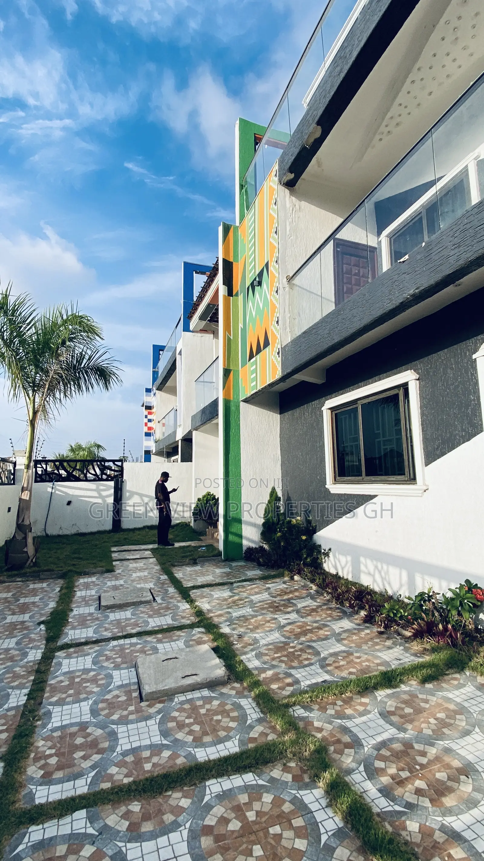 Furnished 5bdrm Duplex in Dansoman for rent