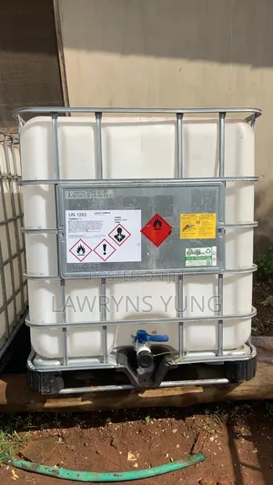 White 1000 Liters Tank