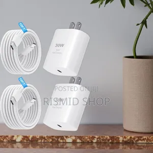 White iPhone 15 Pro Max Original Charger (425255)