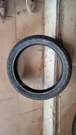120/70 - Rim 17 Front Tire