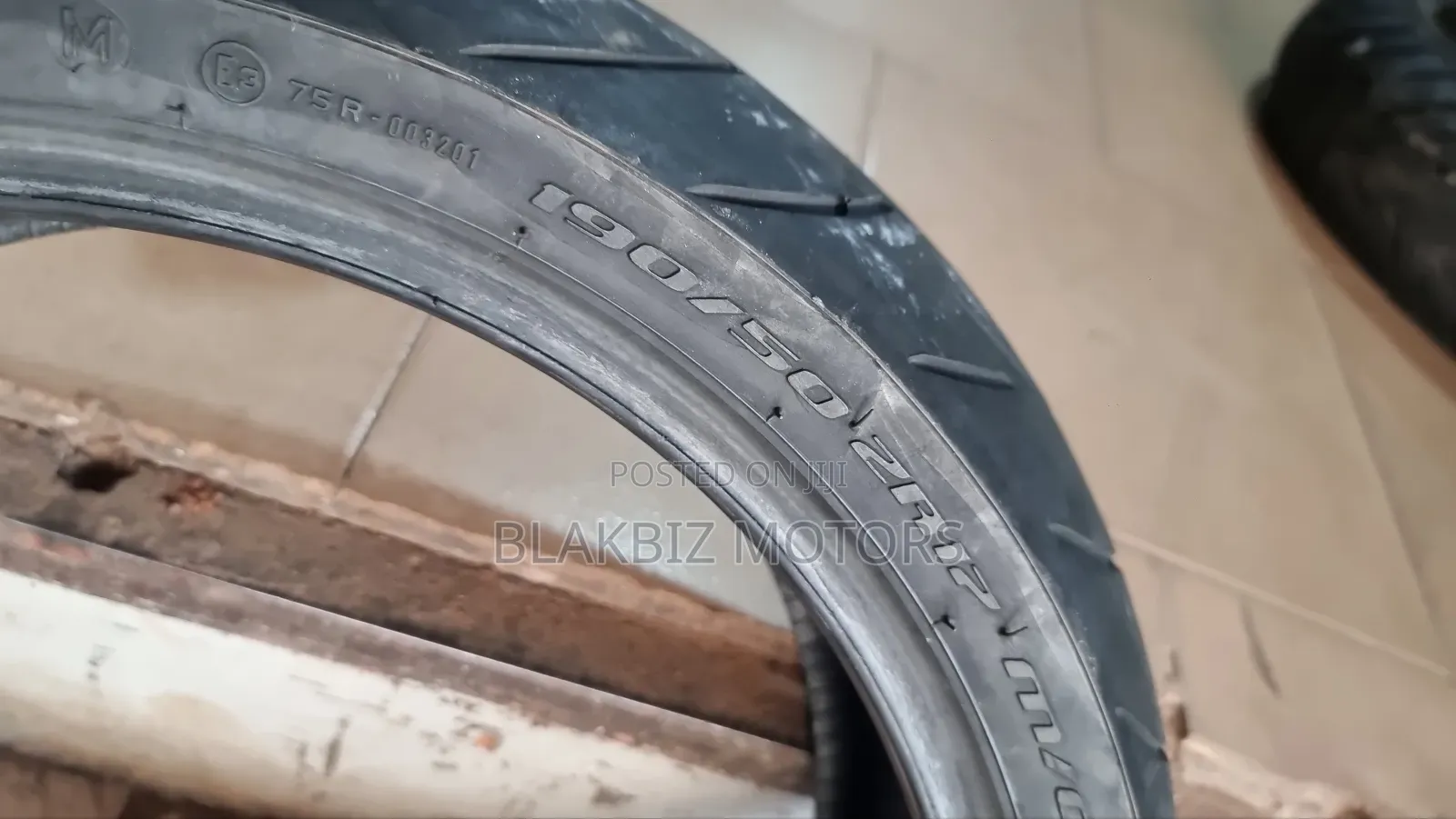 190/50 R17 Back Tire