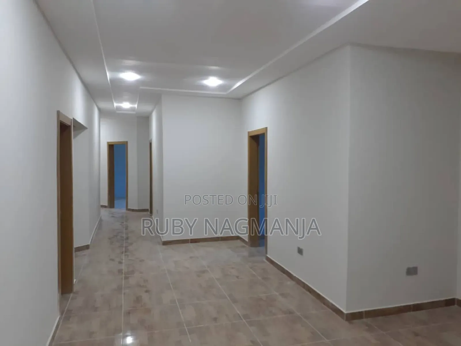 8bdrm House in Ekman Ash, Sasaabi for sale