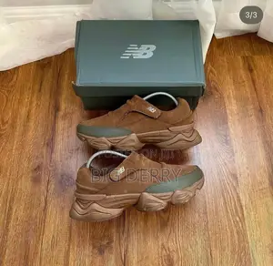 New Balance 8040