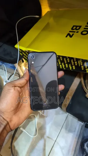 Apple iPhone XR 128 GB Black