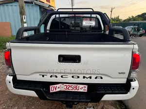 Toyota Tacoma TRD Off Road 2021 White