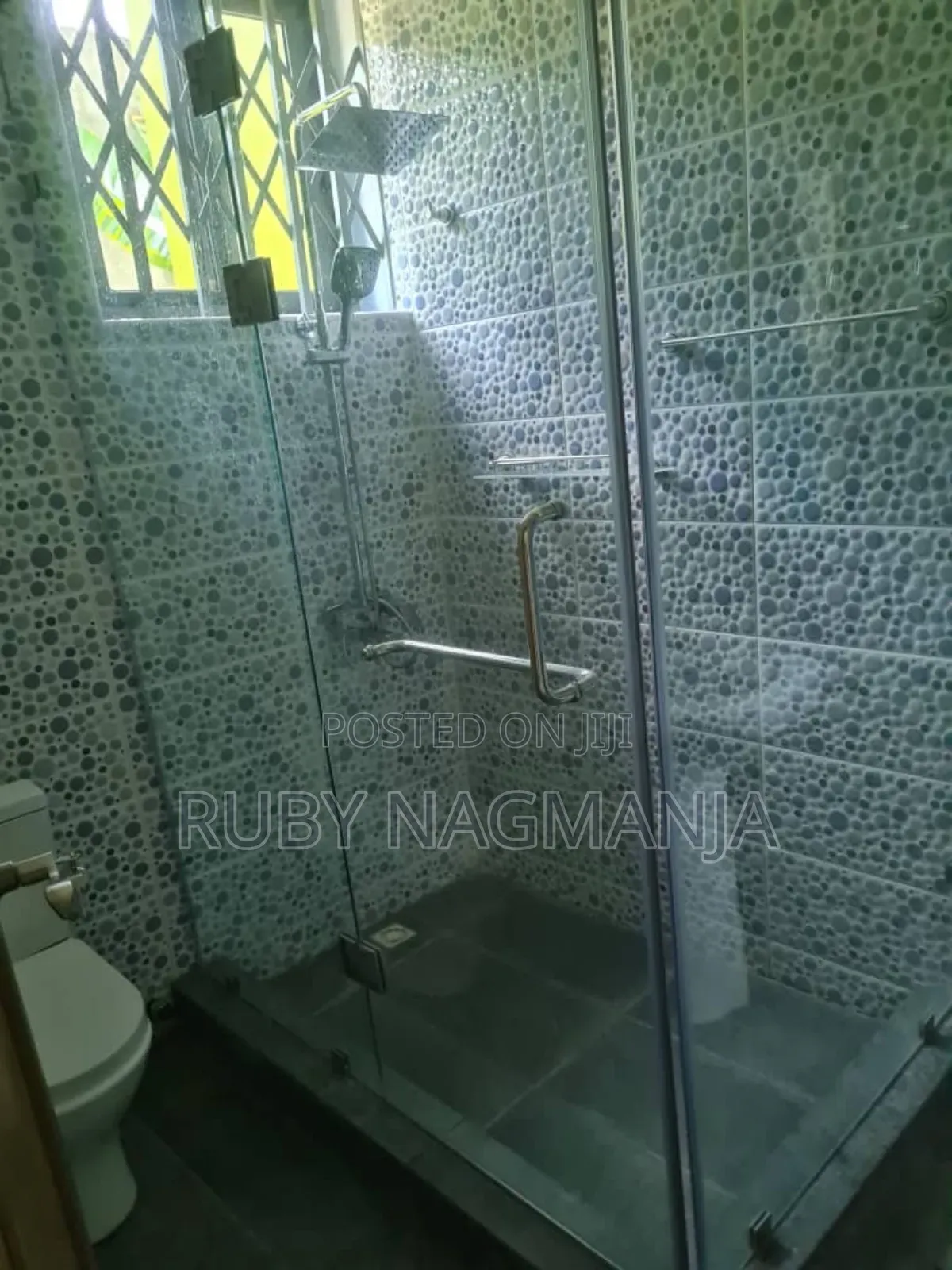 8bdrm House in Ekman Ash, Sasaabi for sale