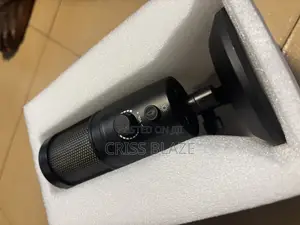 RGB Usb Microphone for Studio and Podcast