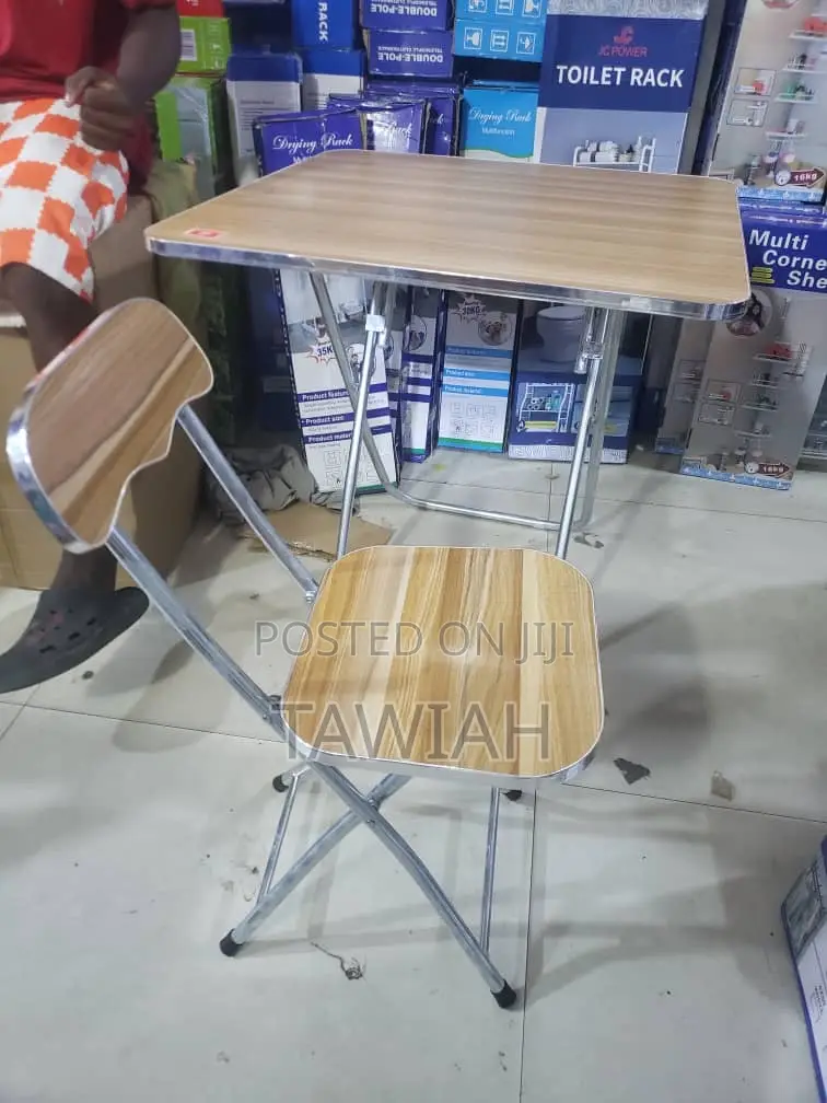 Folderble Table and Chairs