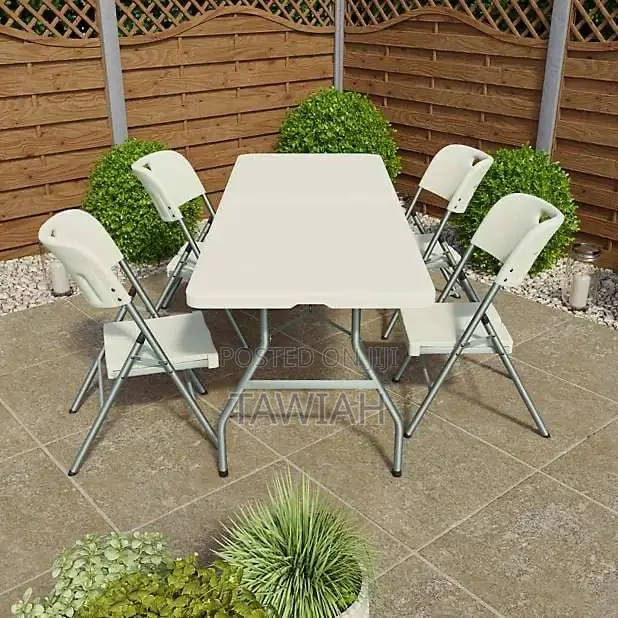 Folderble Table and 4 Chairs