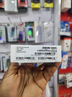 New Samsung Galaxy A17 128 GB Blue