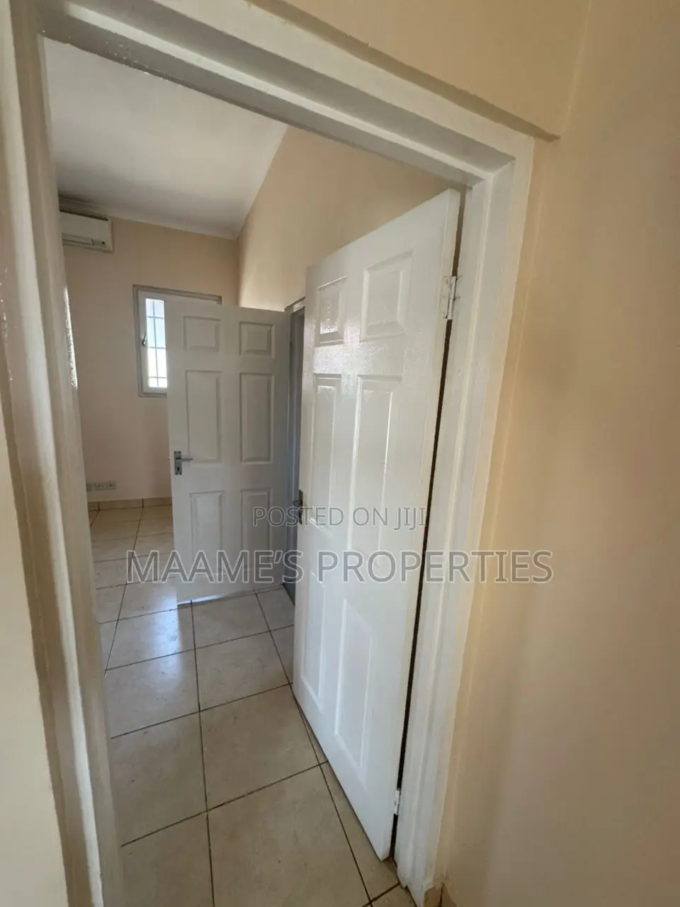 4bdrm House in Lake Side Estate for rent