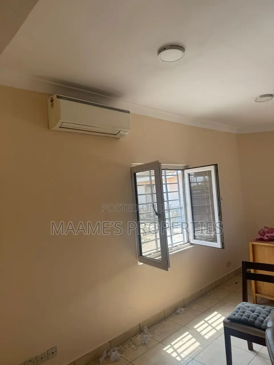 4bdrm House in Lake Side Estate for rent