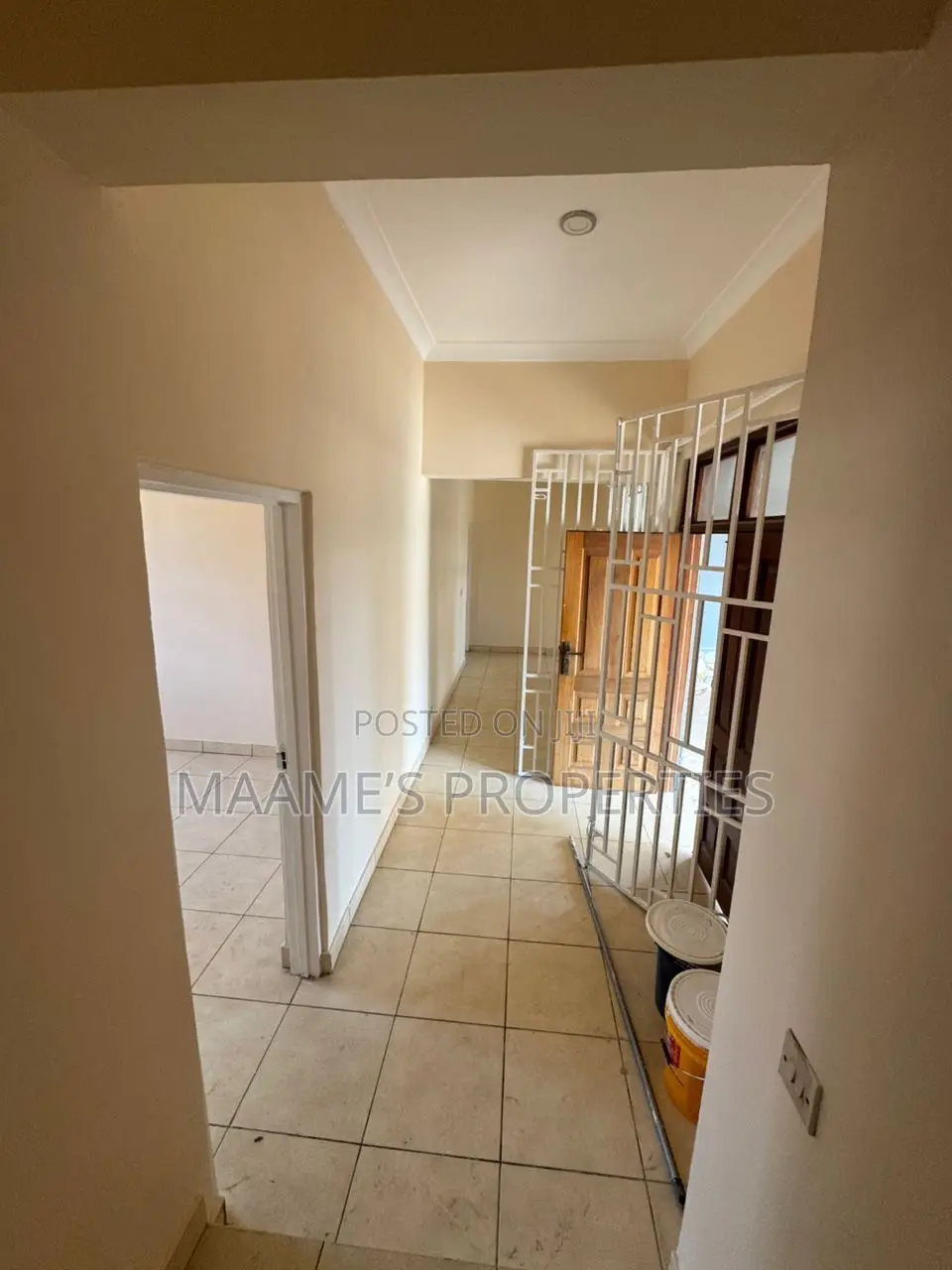 4bdrm House in Lake Side Estate for rent
