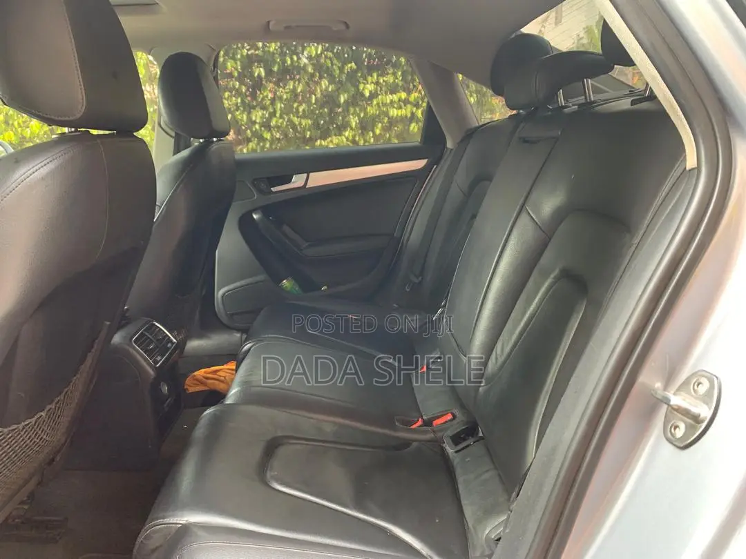 Audi A4 2.0T Premium Plus quattro 4dr Sedan AWD (2.0L 4cyl Turbo 8A)