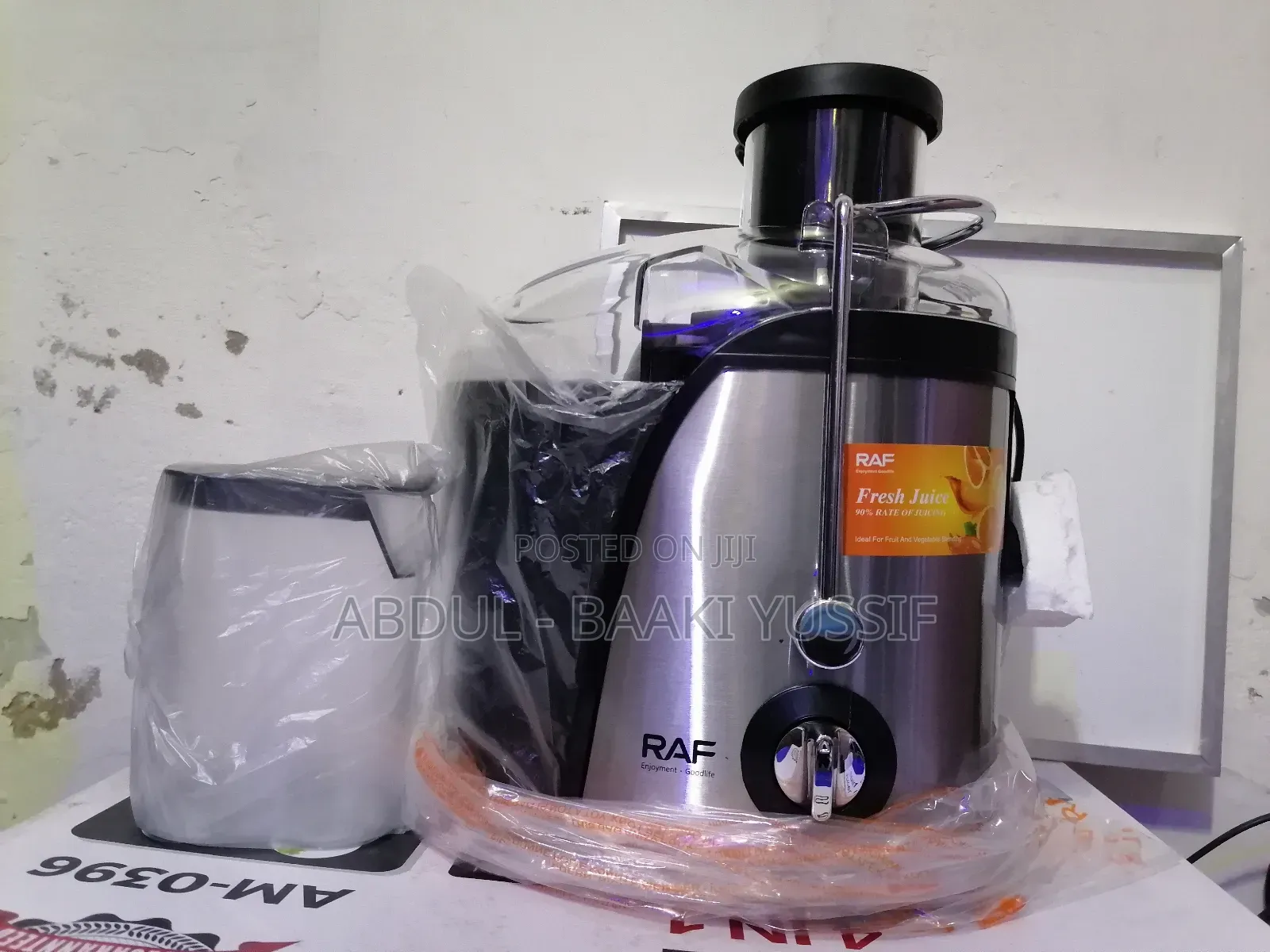 Raf Juice Maker