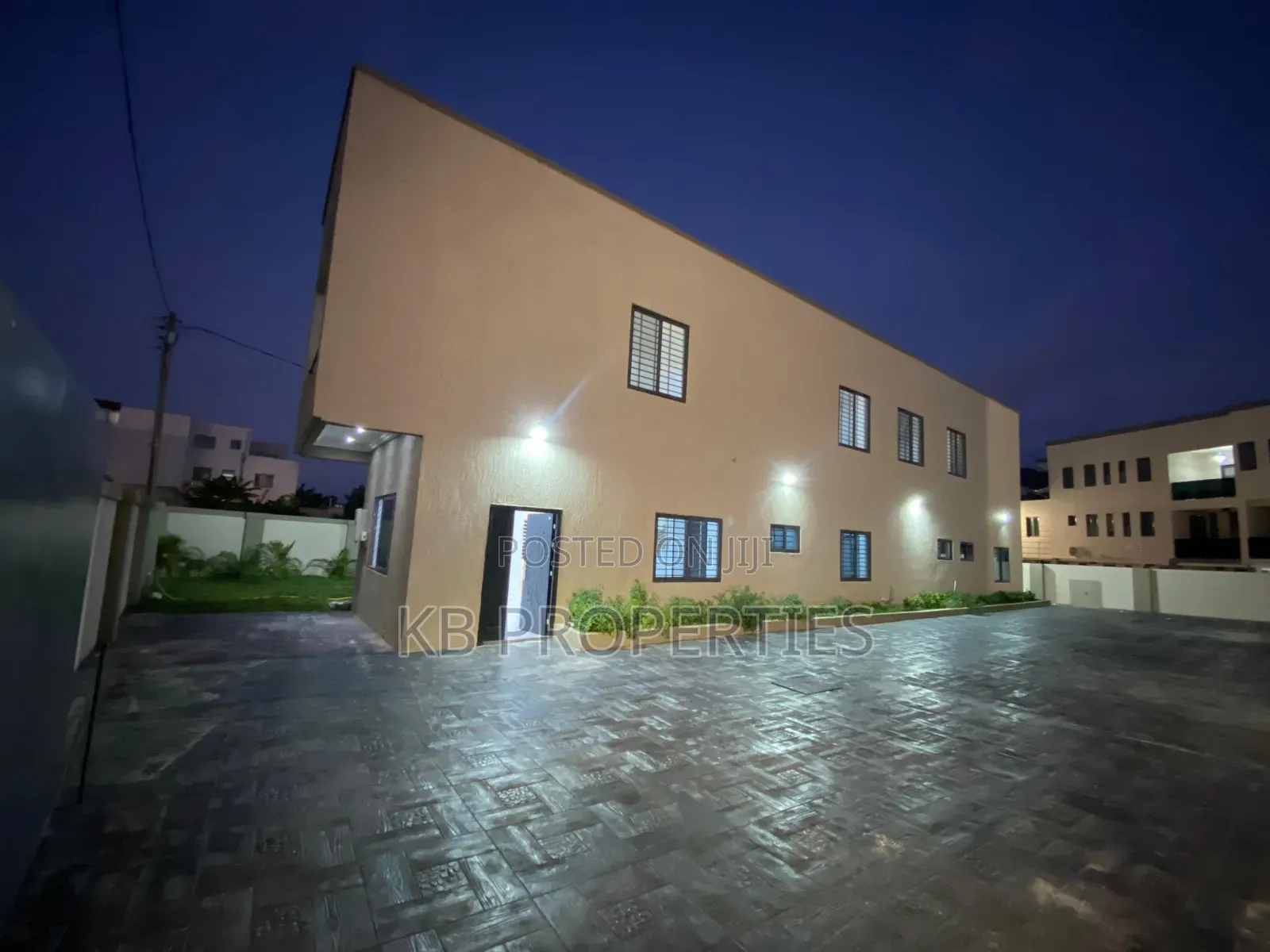 4bdrm Duplex in Kb Properties, Burma Camp for rent
