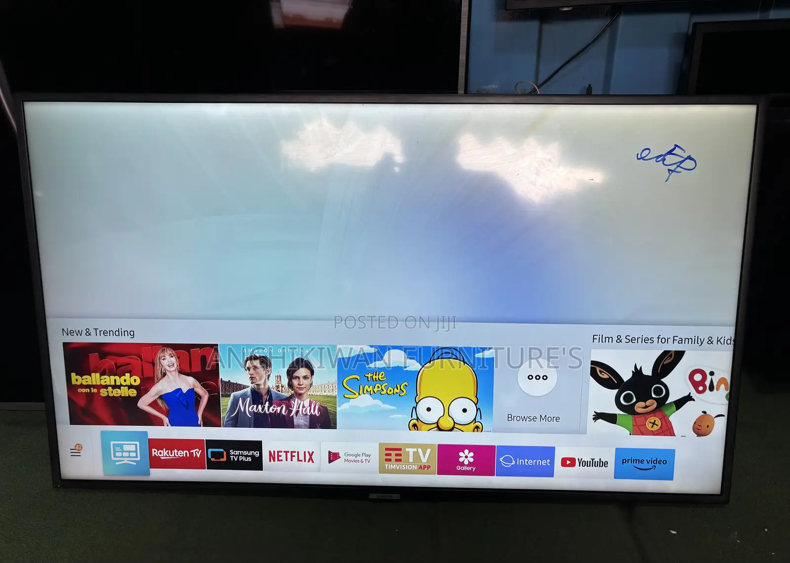 43 Inch Samsung Smart Digital Satellite Bluetooth Tv