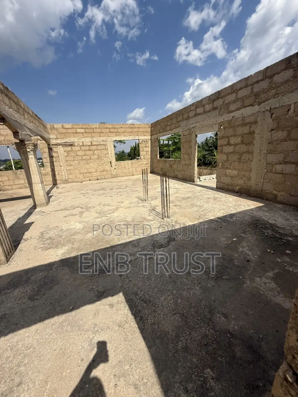 14bdrm Mansion in Juaben Effiduase for sale