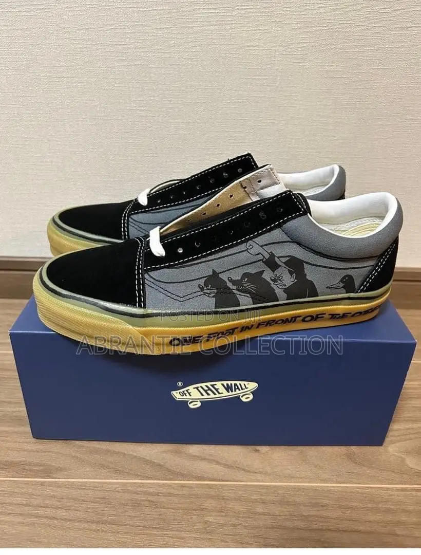 Authentic Old Skool Vans Premium Sneaker