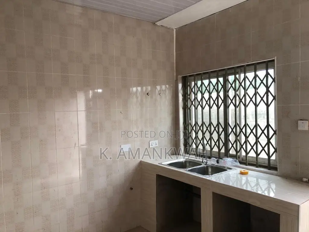 3bdrm House in Ps Global Southern, Community 25 for rent