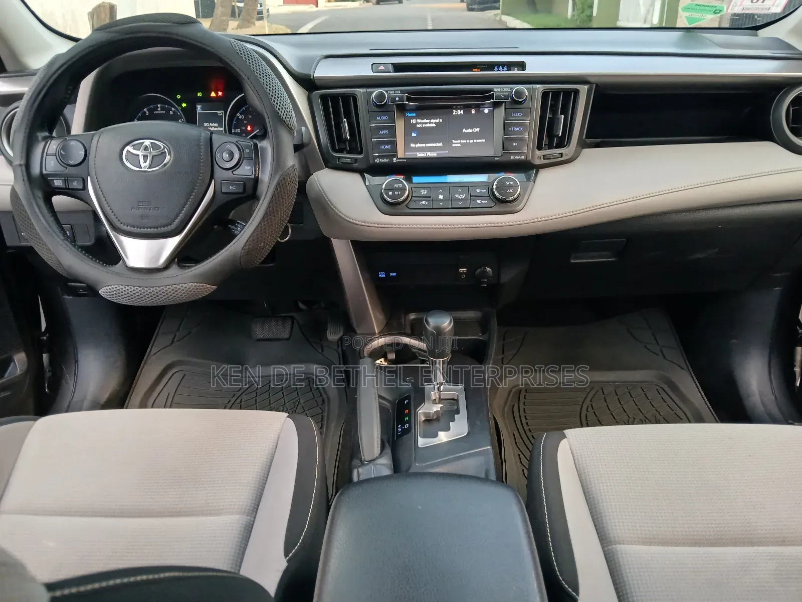 Toyota RAV4 XLE 4dr SUV AWD (2.5L 4cyl 6A) 2018 Gray