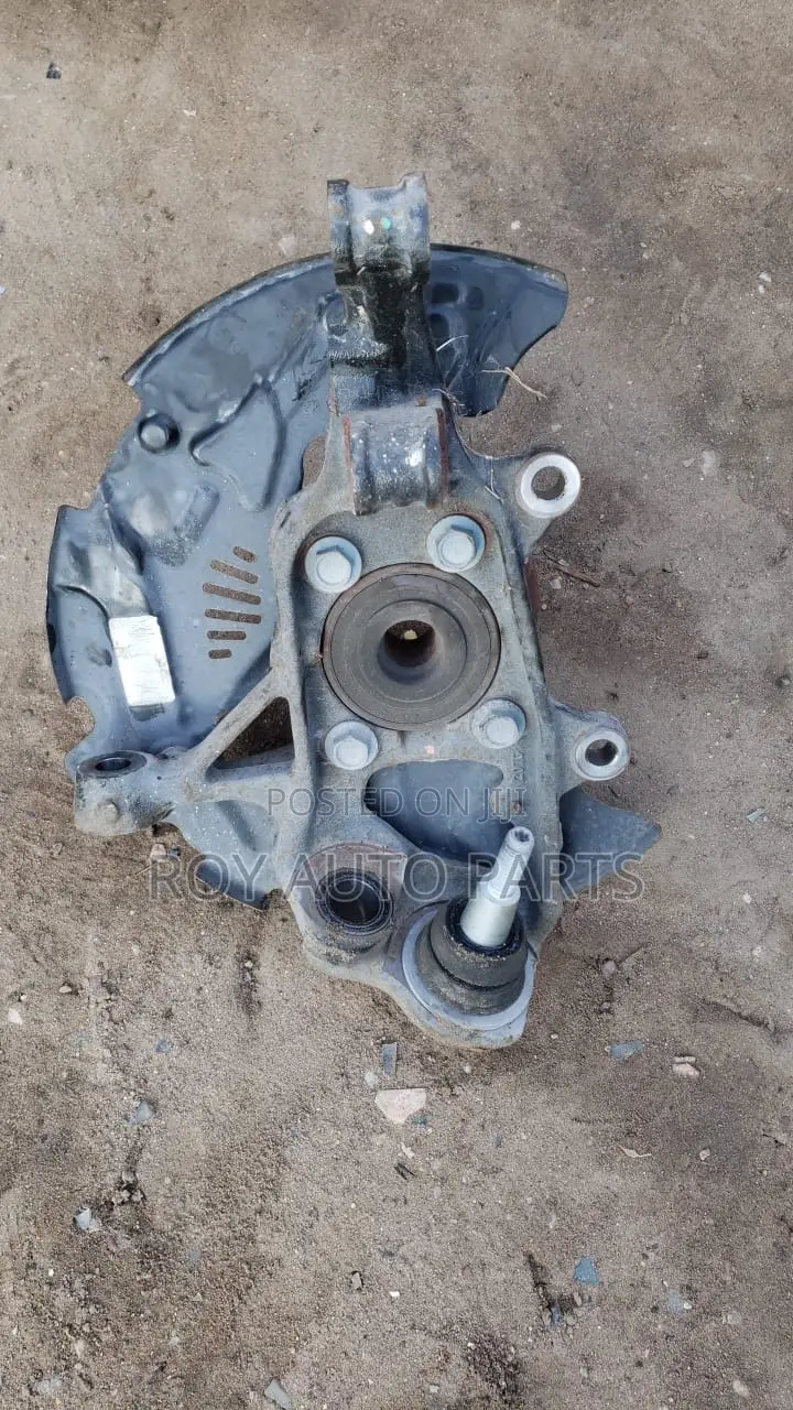 Ford Explorer 2022 Front Hub
