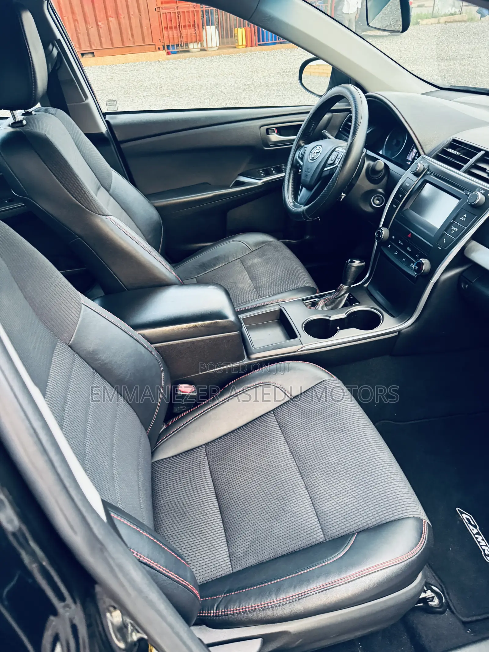 Toyota Camry SE 4dr Sedan (2.5L 4cyl 6A) 2017 Black
