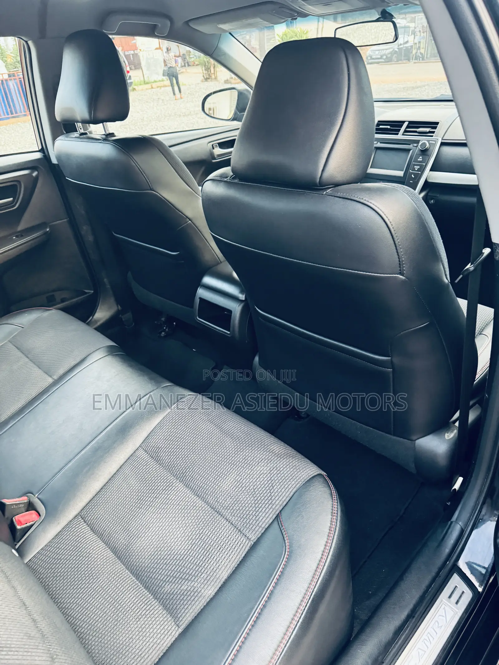 Toyota Camry SE 4dr Sedan (2.5L 4cyl 6A) 2017 Black