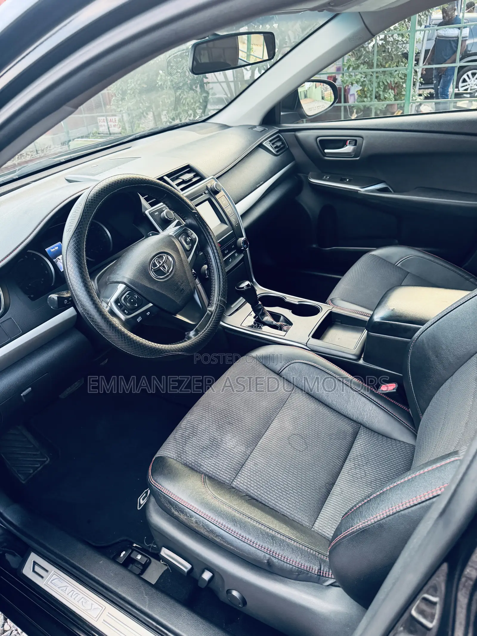 Toyota Camry SE 4dr Sedan (2.5L 4cyl 6A) 2017 Black