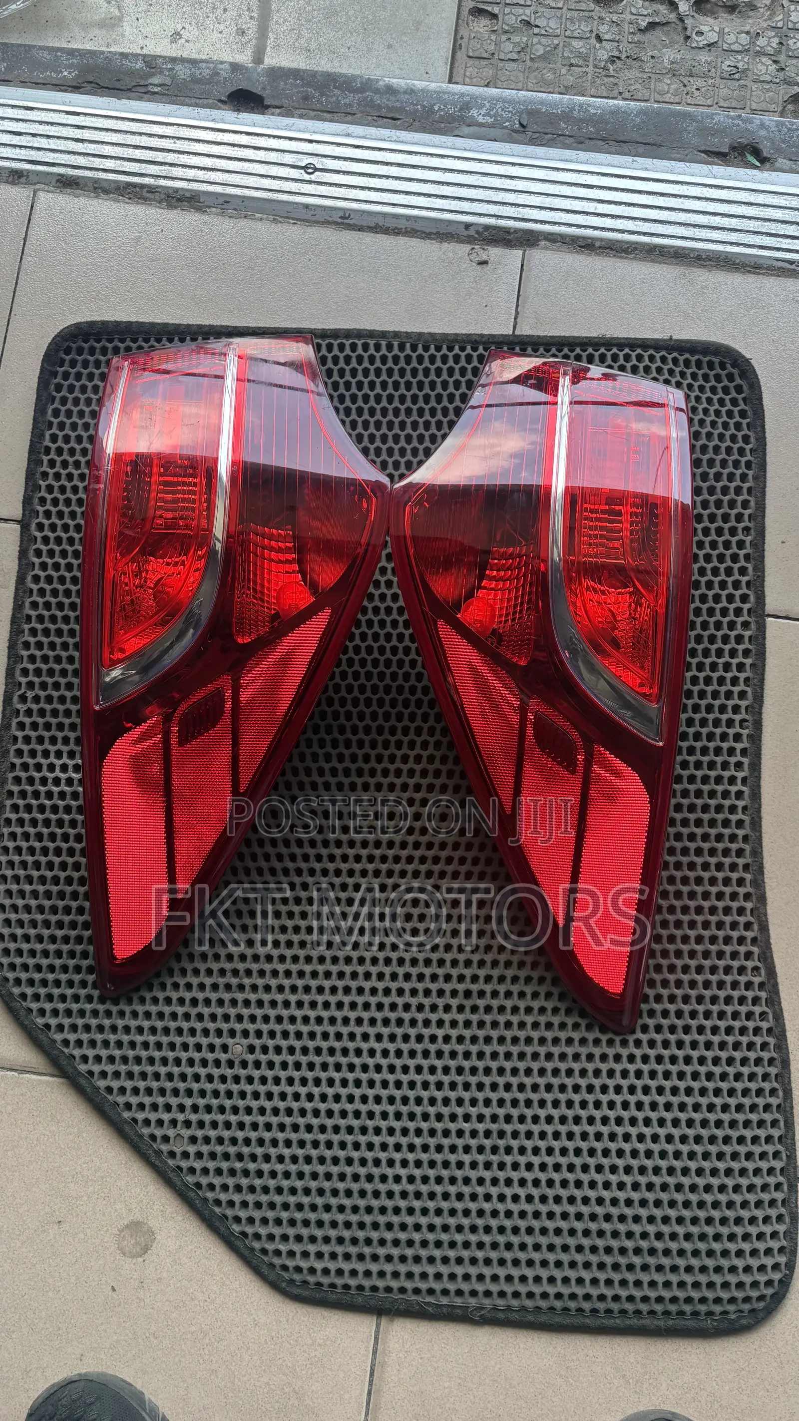 Hyundai Santa Fe Taillight 2010,2011,2012,2013,2014,2015,2016,2017
