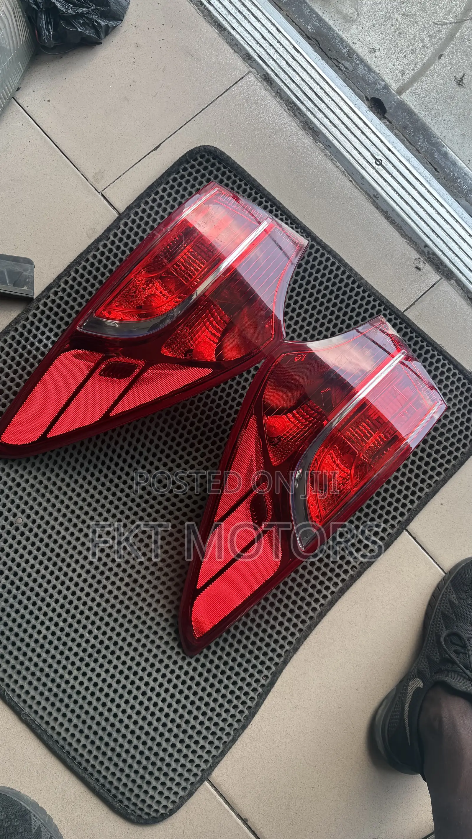 Hyundai Santa Fe Taillight 2010,2011,2012,2013,2014,2015,2016,2017