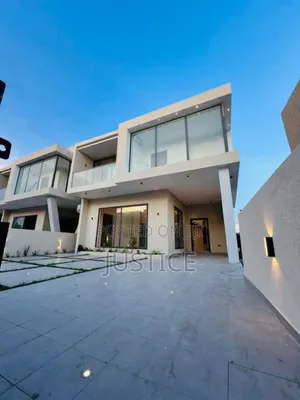 4bdrm House in Ashaley Botwe, School Junction for sale
