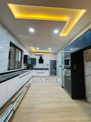 4bdrm House in Ashaley Botwe, School Junction for sale