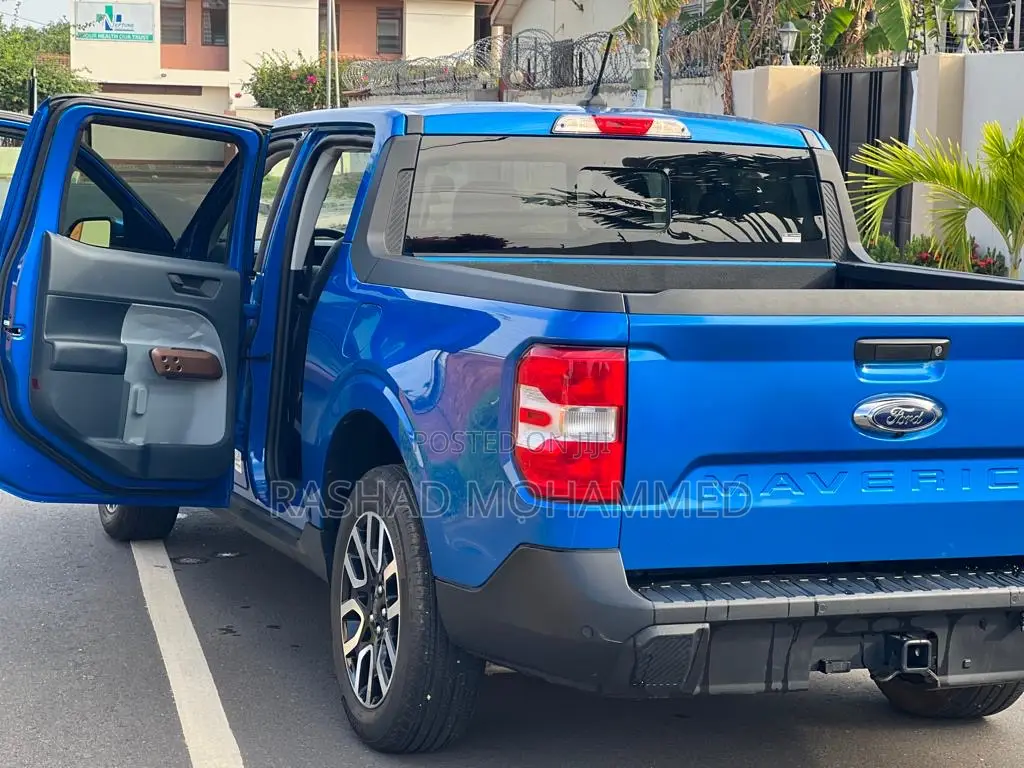 Ford Maverick 2022 Blue