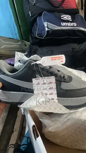 Nike Air Force
