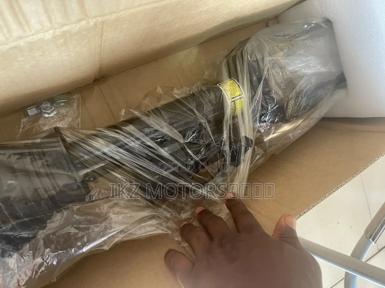 Lexus Nx 300/350h Front Shocks Absorber