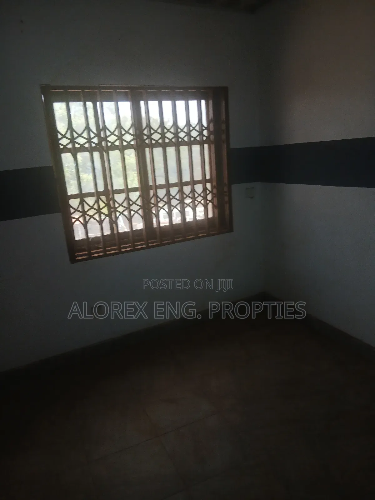 2bdrm Apartment in 2 Washrooms, Adenta for rent