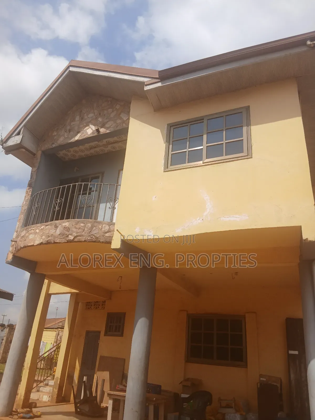 2bdrm Apartment in 2 Washrooms, Adenta for rent